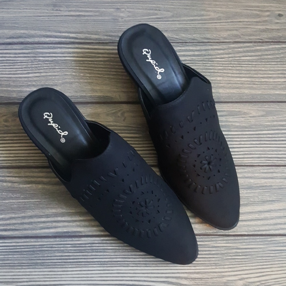 💐Montana Nubuck Black Mules - Picture 2 of 6